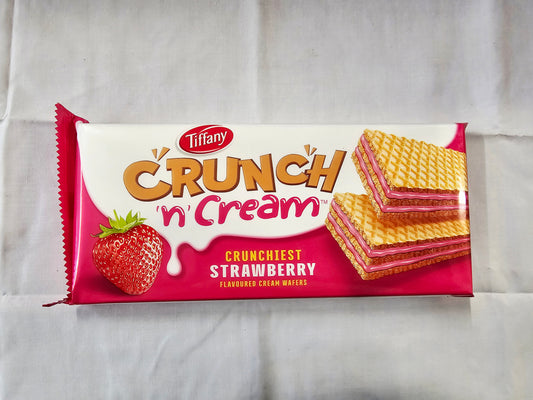 Tiffany Crunch n Cream Strawberry Wafers 135g