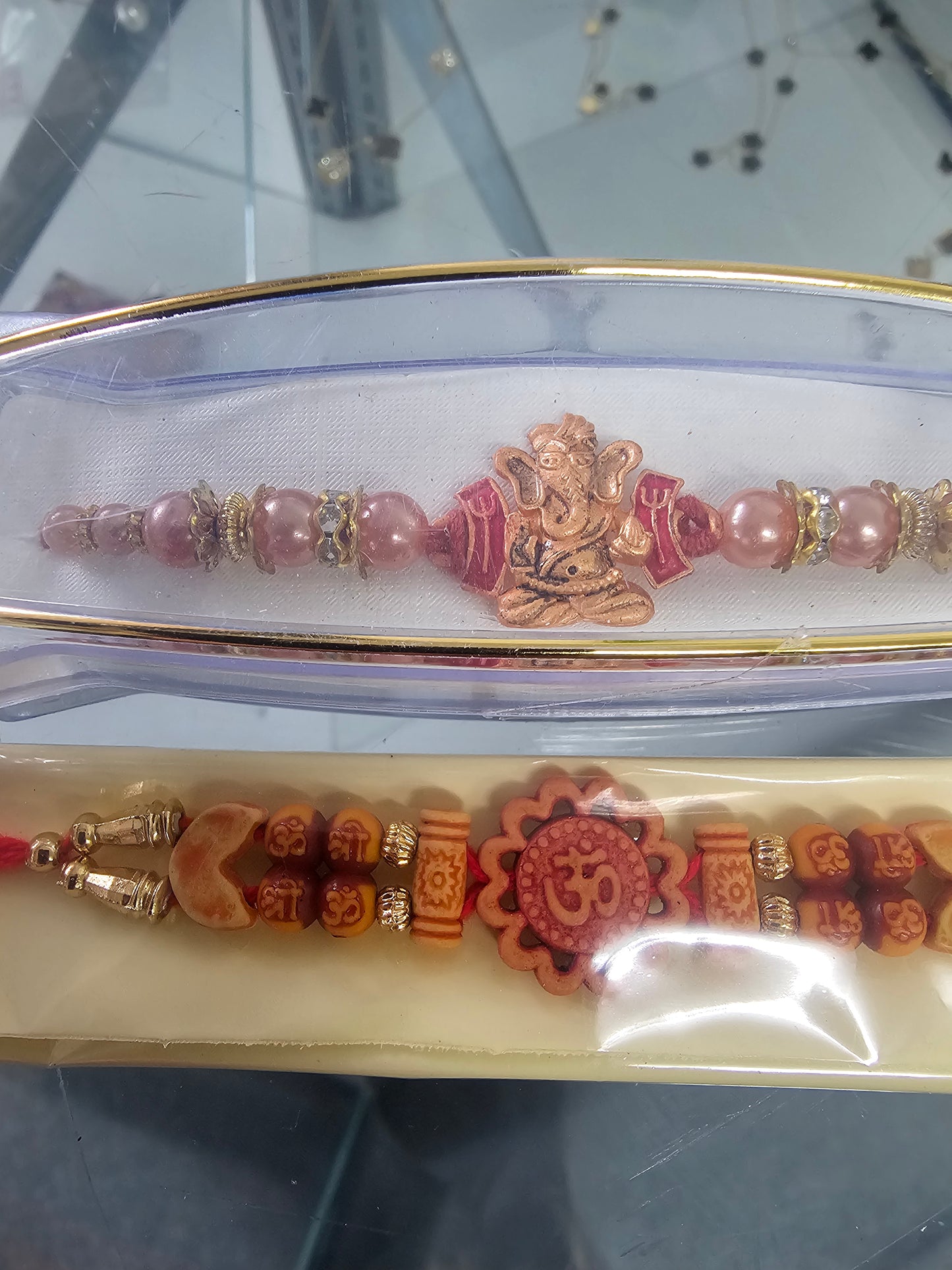 OM/Ganesha Raksha Bandhan 1pc